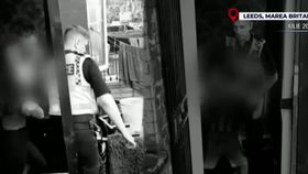 VIDEO Scandal în Marea Britanie. Poliția atacată și copii luați de la o familie de români, în urma intervenției asistenților social